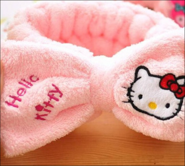 Hello Kitty Plush Spa Headband